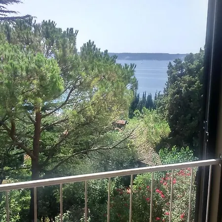 Seaside Oasis Apartment